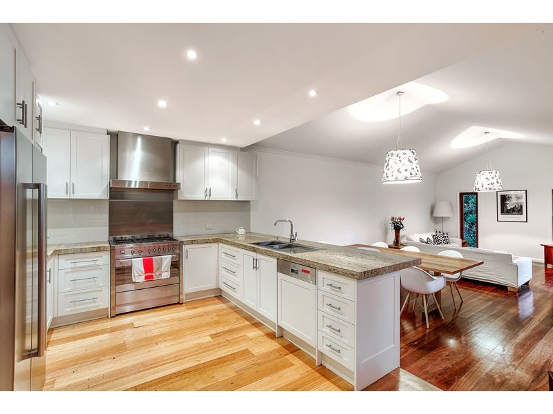 9 Percy Street, Kensington VIC 3031