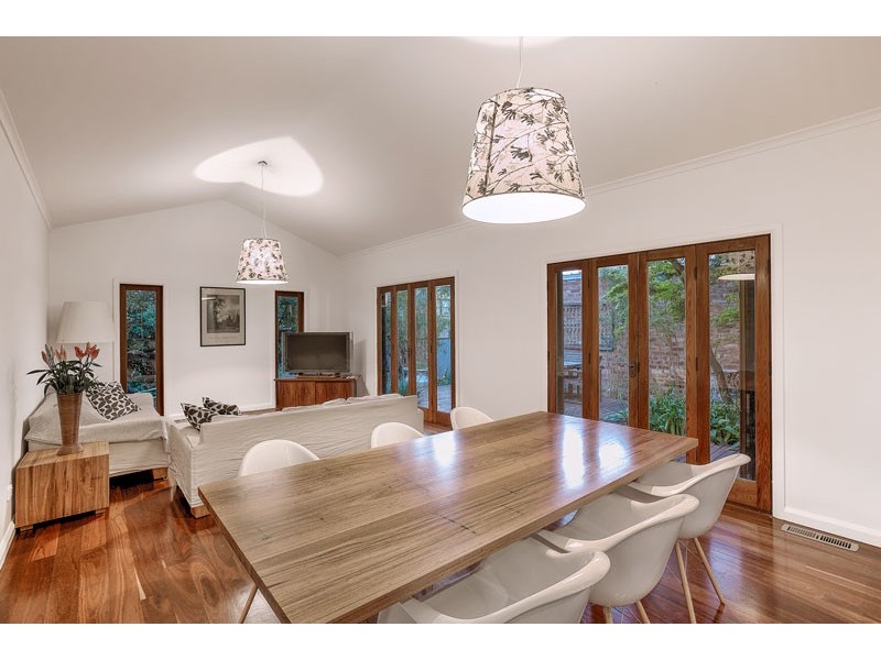 9 Percy Street, Kensington VIC 3031