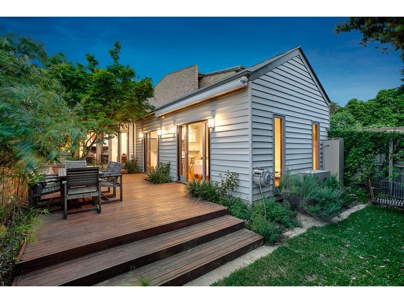 9 Percy Street, Kensington VIC 3031