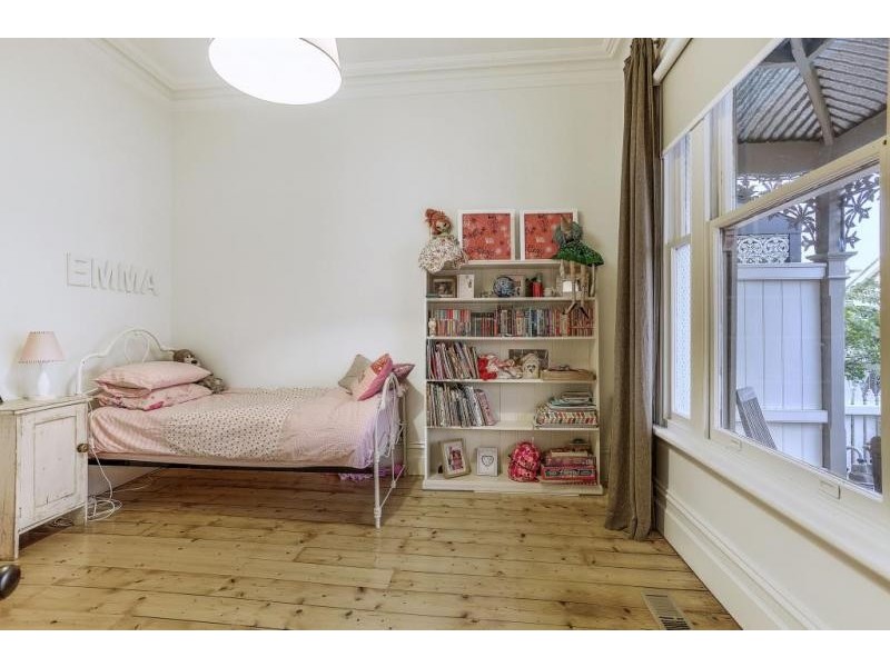 9 Percy Street, Kensington VIC 3031