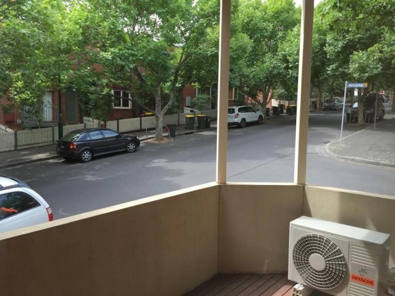 1/1 The Lairidge, Kensington VIC 3031