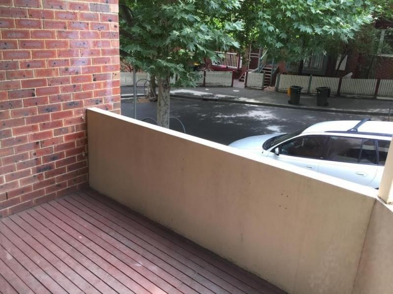 1/1 The Lairidge, Kensington VIC 3031