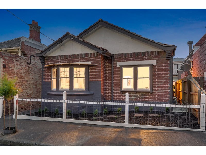 18 Collett Street, Kensington VIC 3031