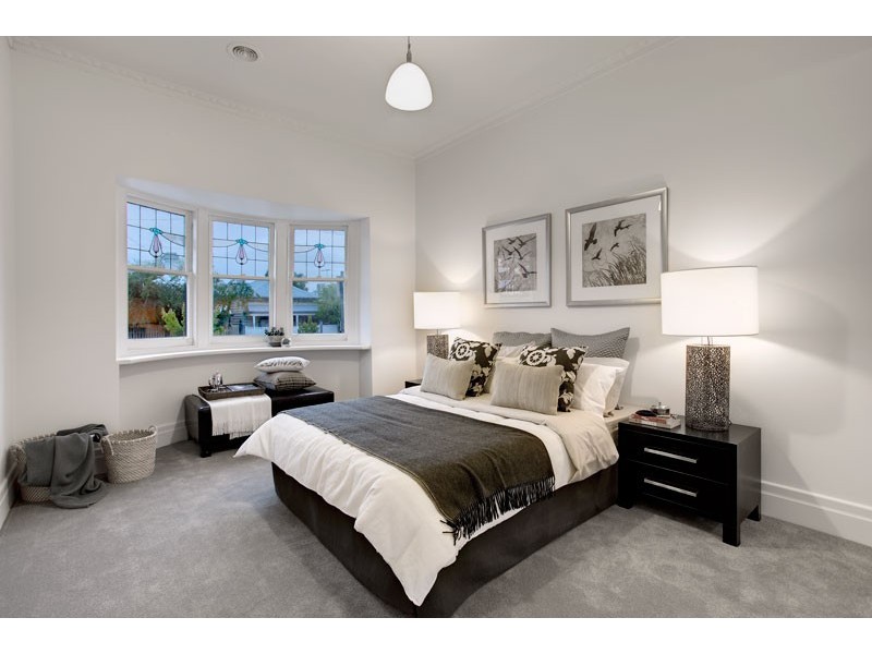 18 Collett Street, Kensington VIC 3031