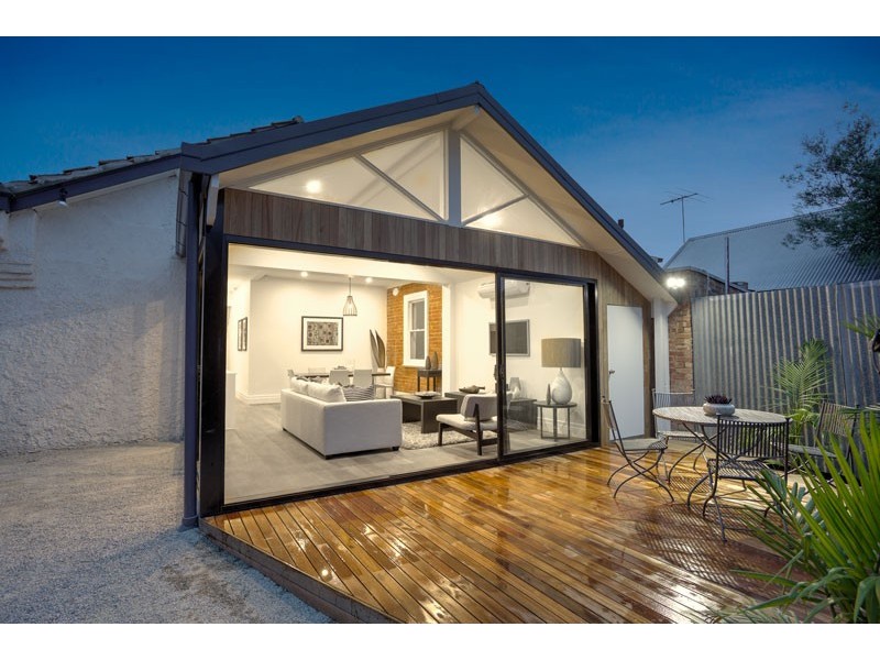 18 Collett Street, Kensington VIC 3031