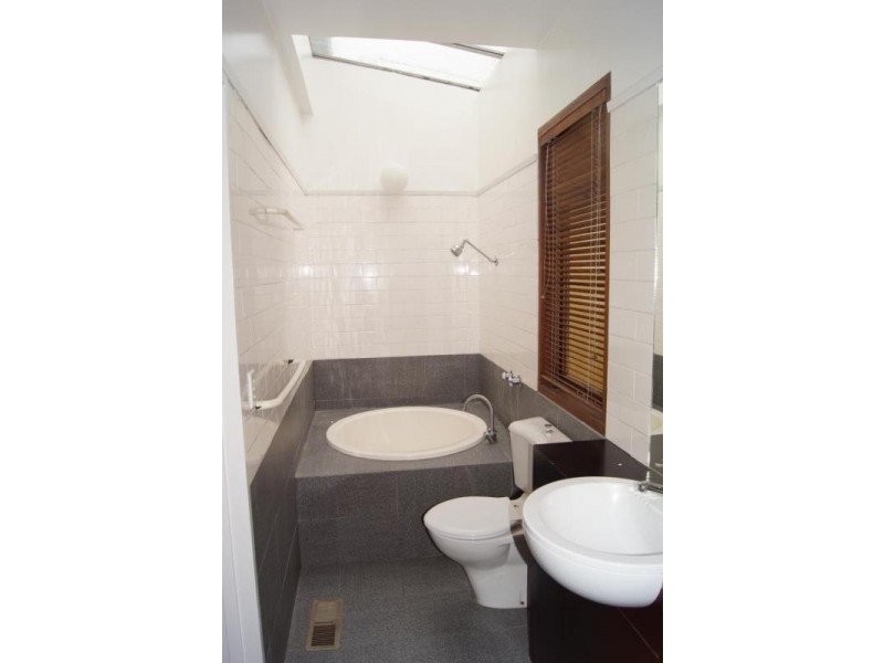 42 Bryant Street, Flemington VIC 3031