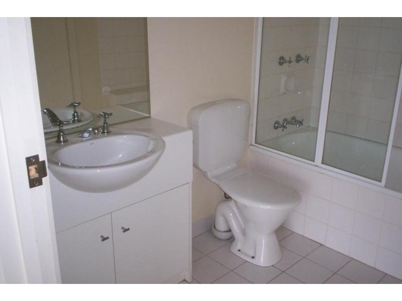 18/18 Ireland Street, West Melbourne VIC 3003