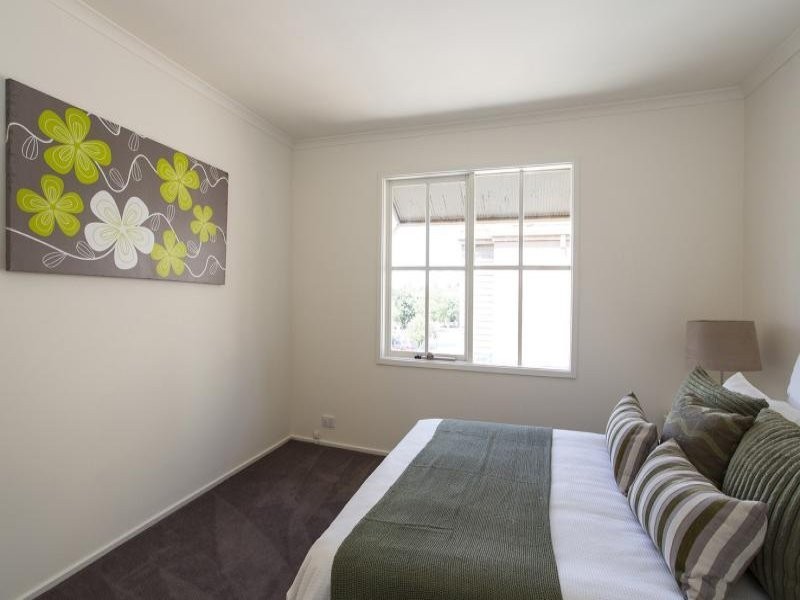 22/2 Ballarat Road(Princes Hwy), Footscray VIC 3011