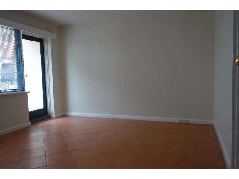 5/117 Wellington Street, Flemington VIC 3031