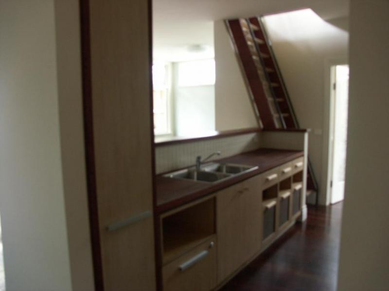 13 Norwood Street, Flemington VIC 3031