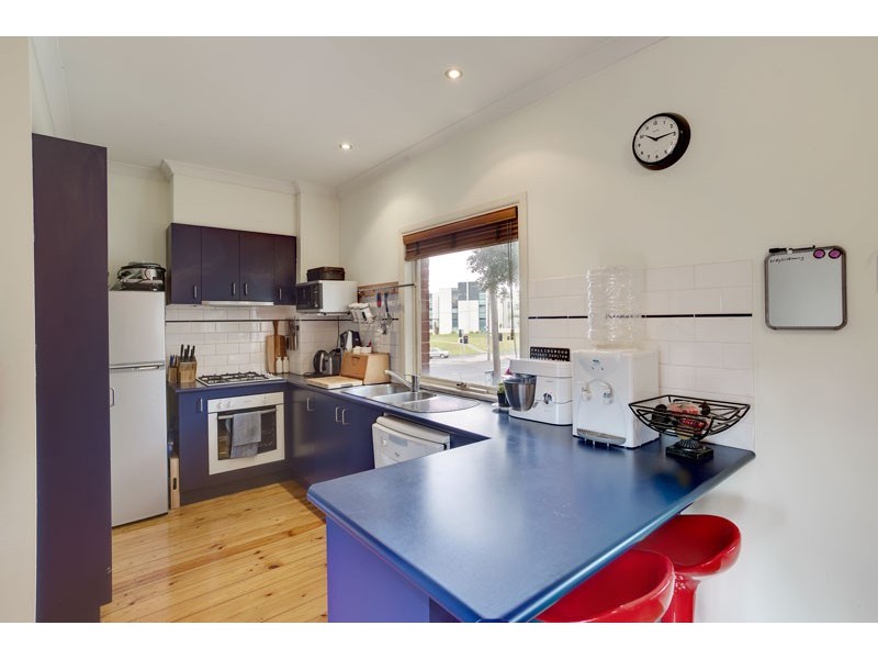 28 Little Bendall Street, Kensington VIC 3031