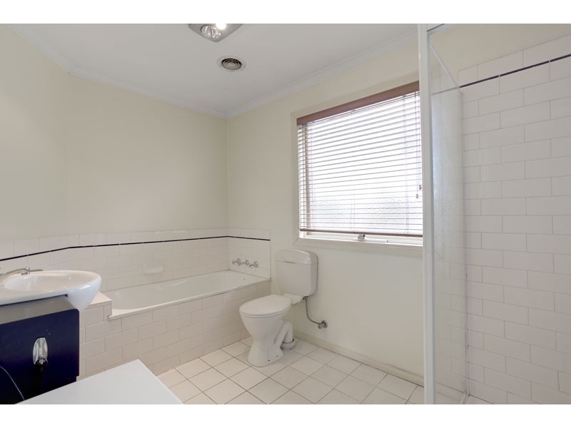 28 Little Bendall Street, Kensington VIC 3031