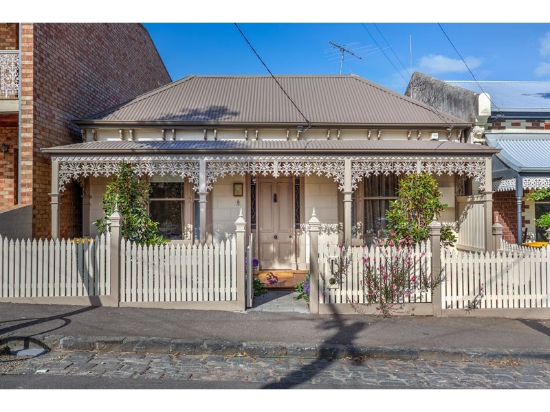 9 Percy Street, Kensington VIC 3031