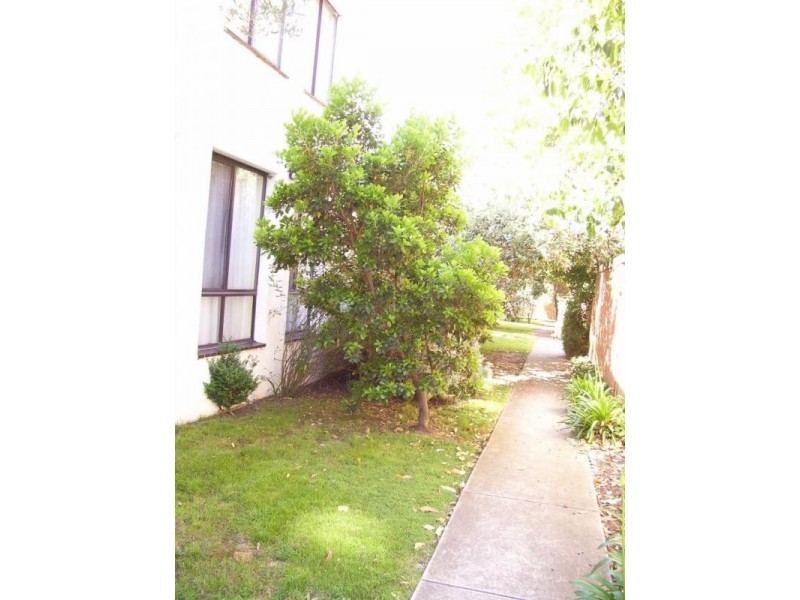 9/55 Dover Street, Flemington VIC 3031