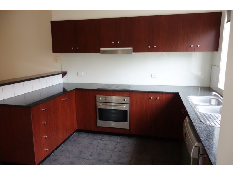 8 Rafa Court, Maribyrnong VIC 3032