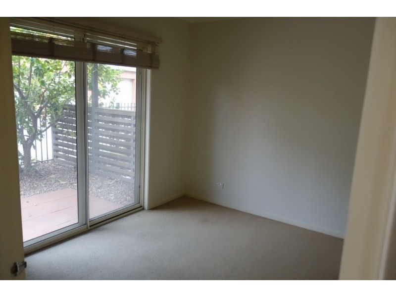 8 Rafa Court, Maribyrnong VIC 3032