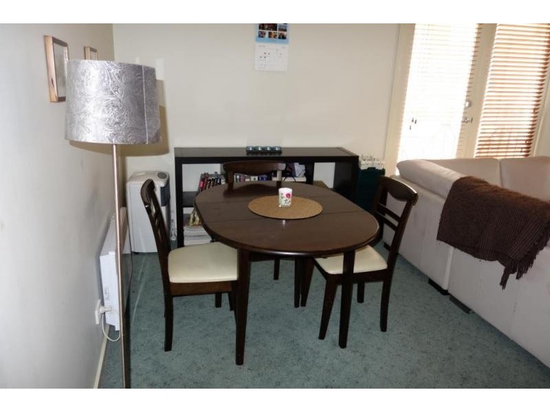 21/8-32 Howlett Street, Kensington VIC 3031