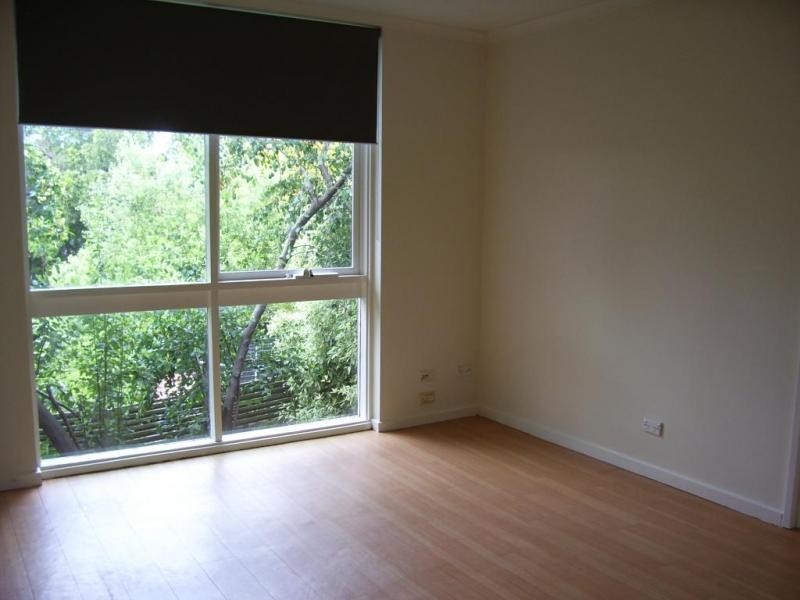 5/11 Chatham Street, Flemington VIC 3031