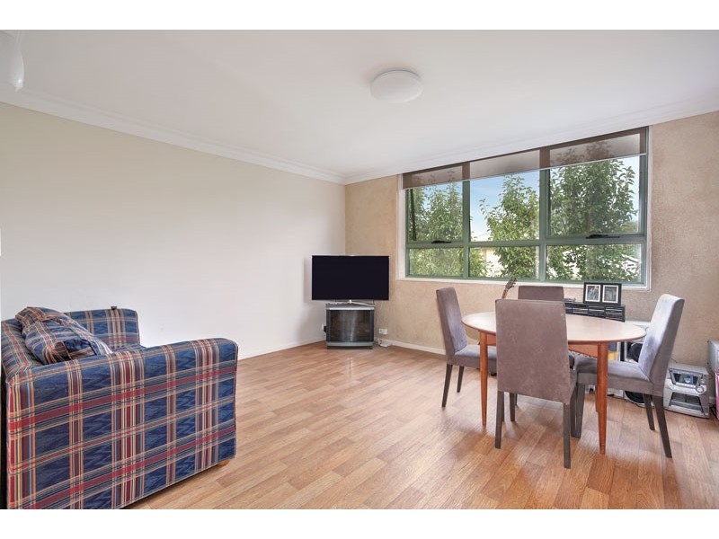 12/7 Waltham Street, Flemington VIC 3031