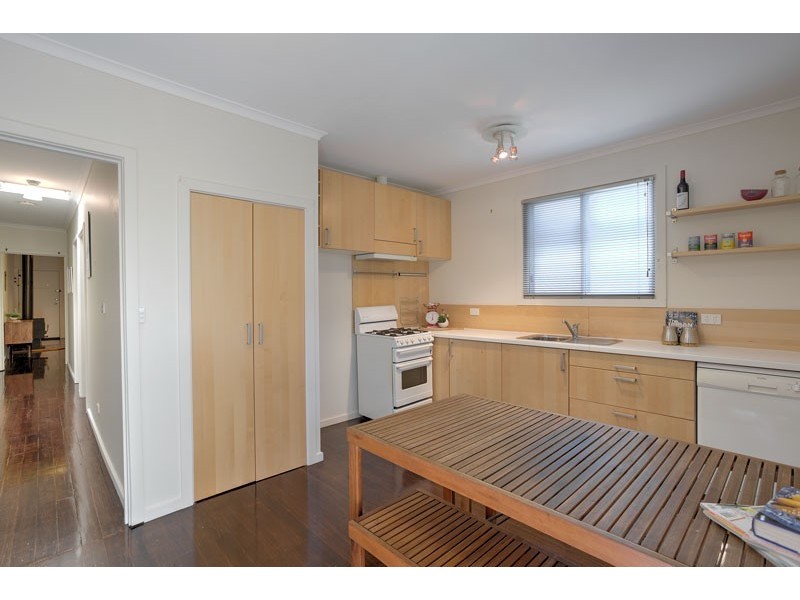 155 Eastwood Street, Kensington VIC 3031