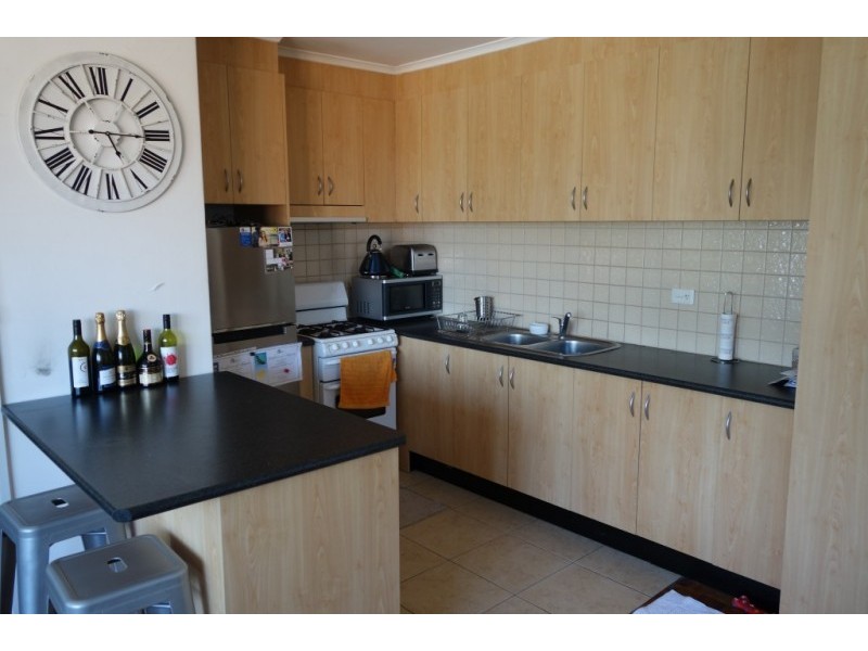 10/39 Myrnong Crescent, Ascot Vale VIC 3032