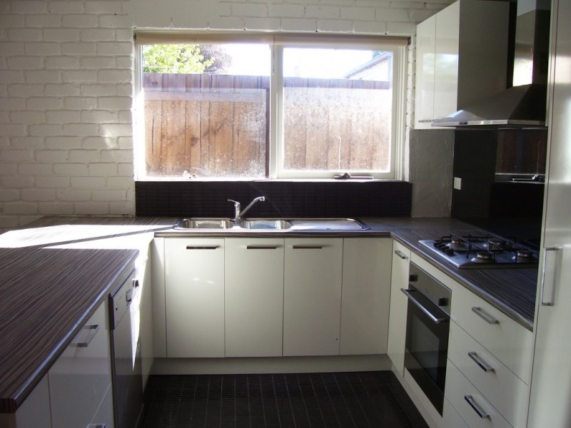 27 Edinburgh Street, Flemington VIC 3031
