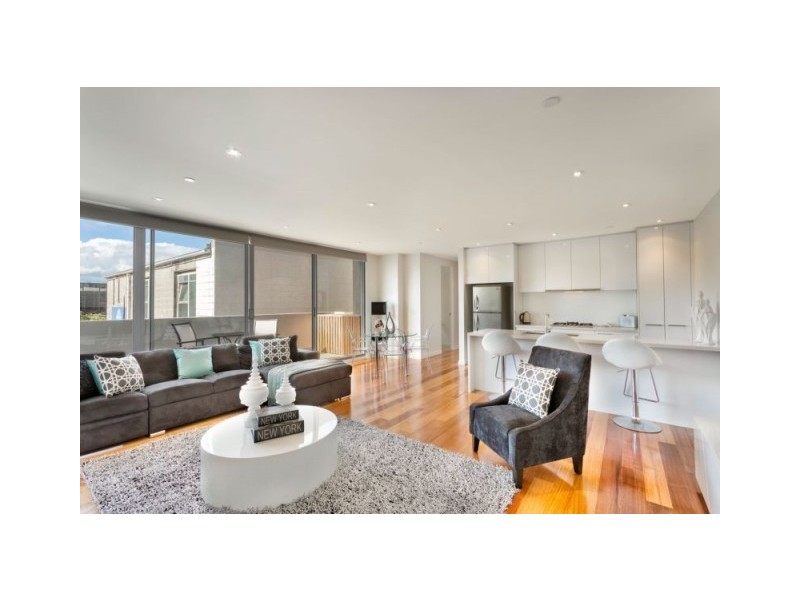 9/32 Napier Street, Essendon VIC 3040