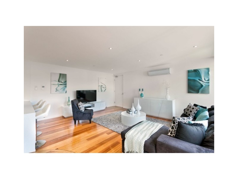 9/32 Napier Street, Essendon VIC 3040