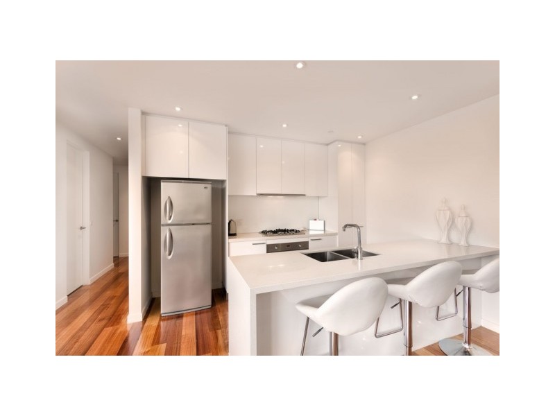 9/32 Napier Street, Essendon VIC 3040