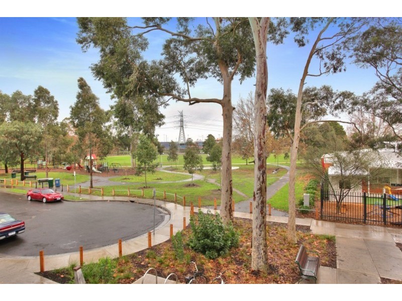 206/68 Altona Street, Kensington VIC 3031