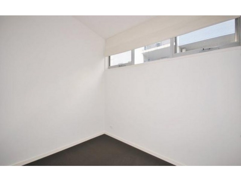 2/128 Chapel Street, St Kilda VIC 3182