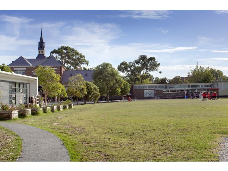 2/128 Chapel Street, St Kilda VIC 3182