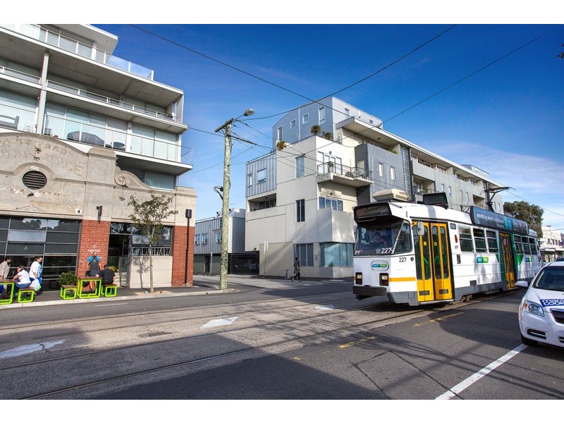 2/128 Chapel Street, St Kilda VIC 3182
