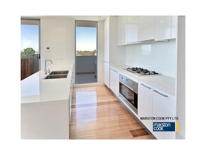 8/32 Napier Street, Essendon VIC 3040