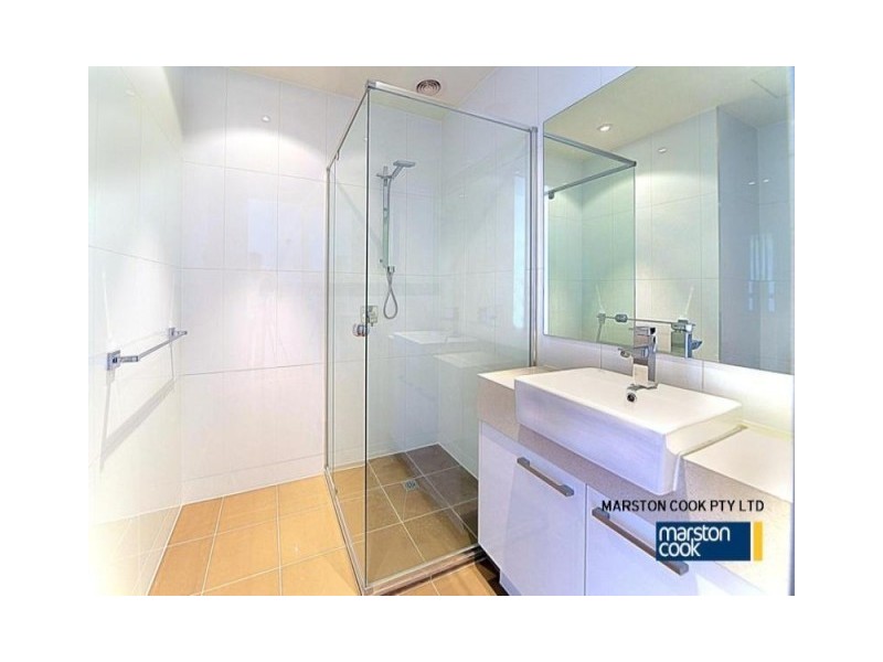 8/32 Napier Street, Essendon VIC 3040