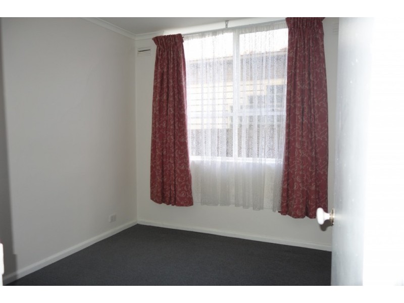 2/7 Waltham Street, Flemington VIC 3031