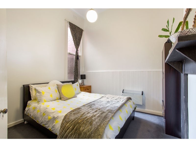 5 Eastwood Street, Kensington VIC 3031