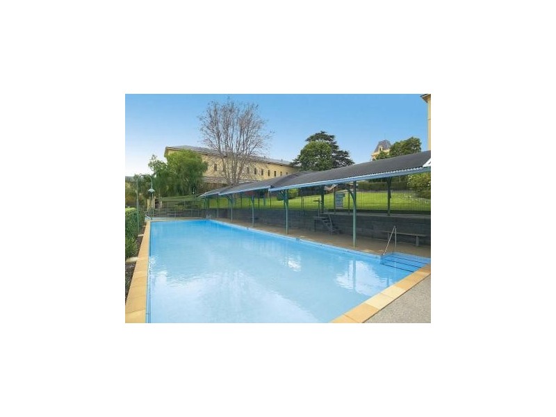 66 Wiltshire Drive, Kew VIC 3101