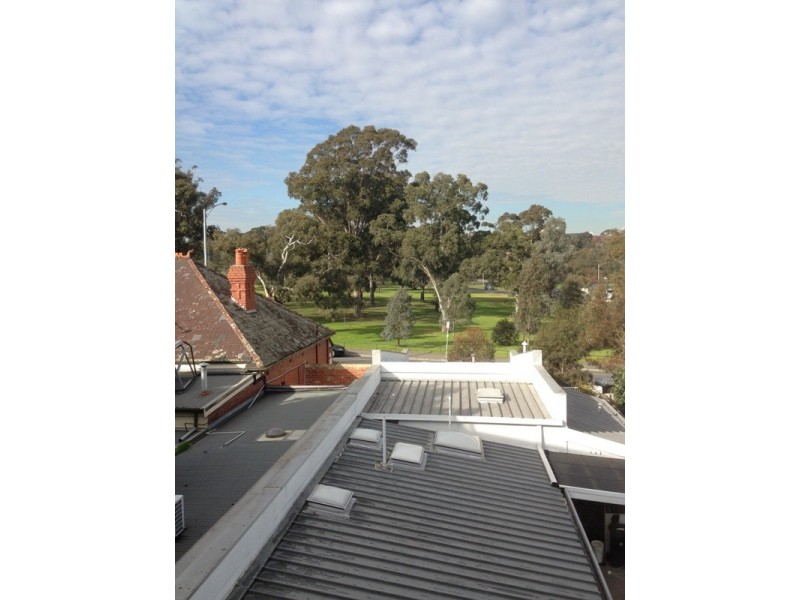 15/7 Manningham Street, Parkville VIC 3052