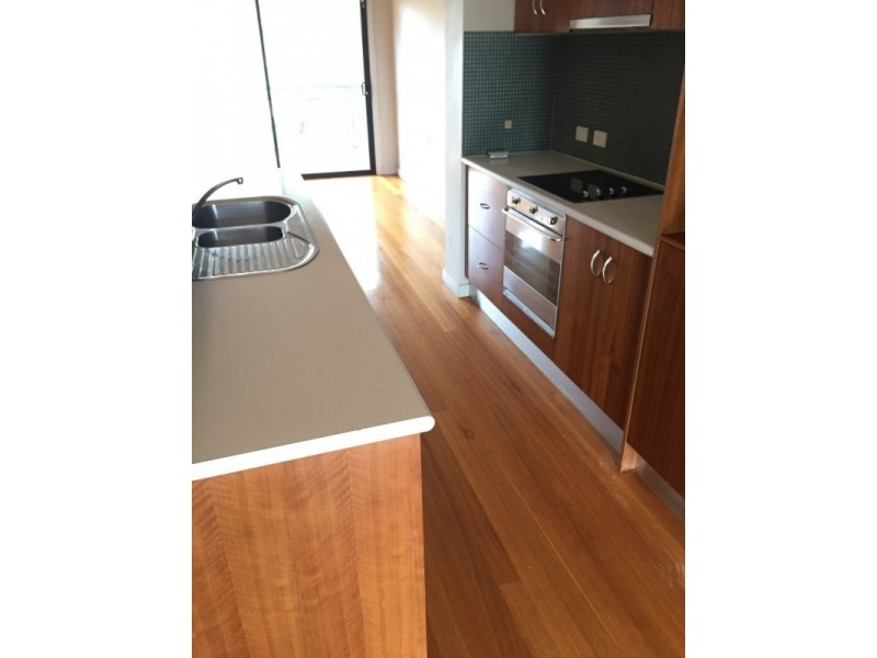 28 Rourke Lane, Kensington VIC 3031