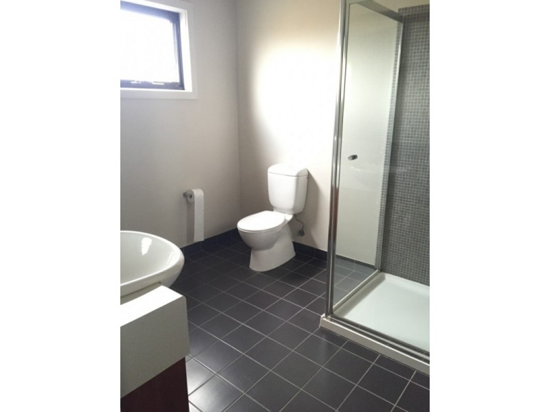 28 Rourke Lane, Kensington VIC 3031