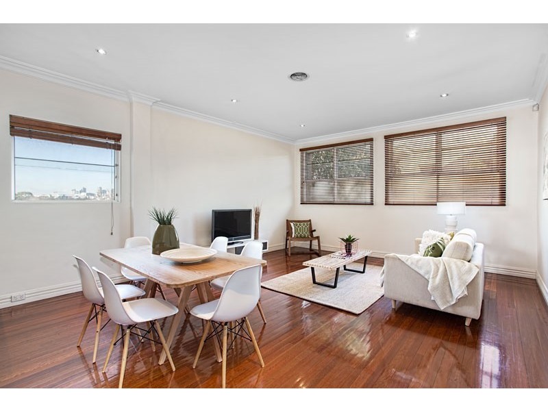 4/155 Mount Alexander Road, Flemington VIC 3031