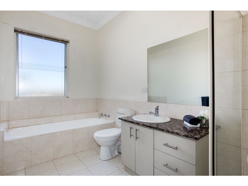 4/155 Mount Alexander Road, Flemington VIC 3031