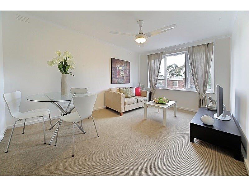 10/69 Edinburgh Street, Flemington VIC 3031