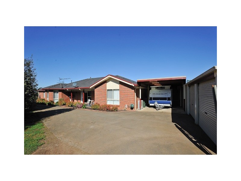 4 Burnett Close, Warragul VIC 3820