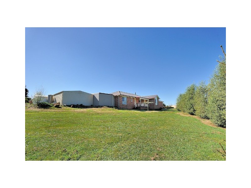 4 Burnett Close, Warragul VIC 3820