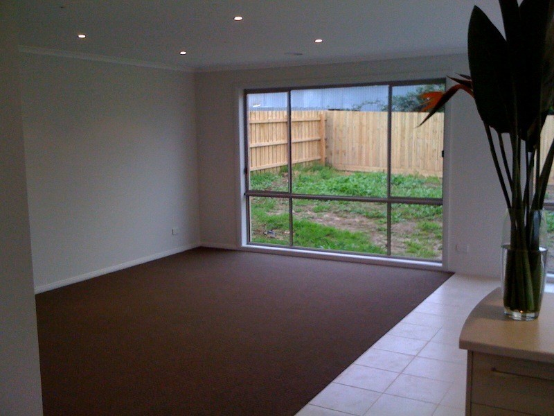 8 Richie Court, Drouin VIC 3818