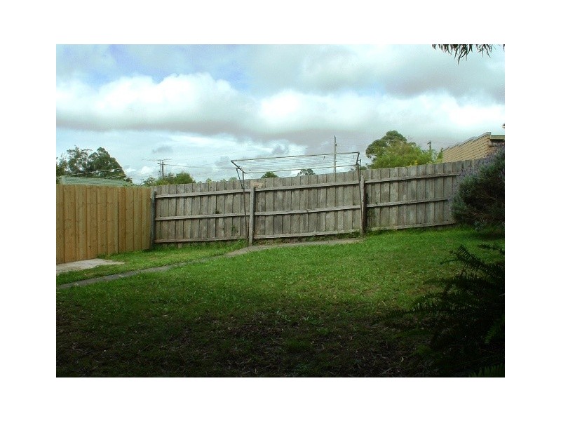 4/2-4 Morton Avenue, Drouin VIC 3818