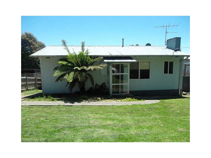 19 Victoria Street, Drouin VIC 3818