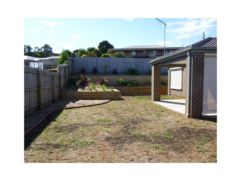 26 Hatfield Drive, Drouin VIC 3818